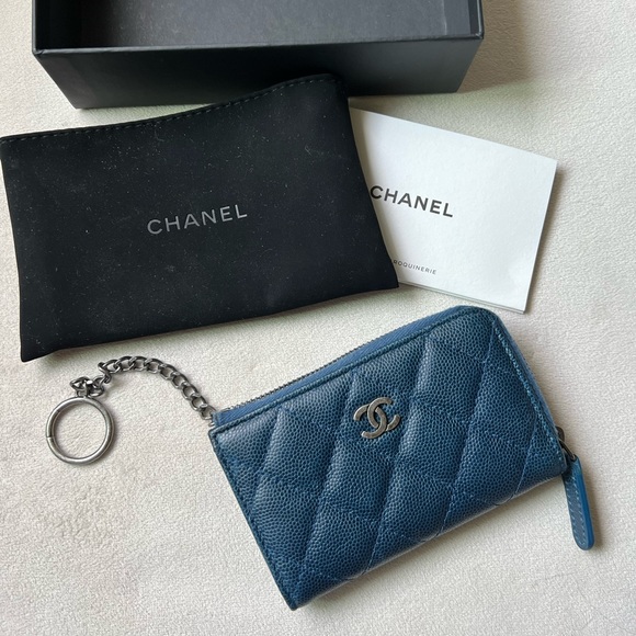 CHANEL Accessories - Chanel Zipped Key Card Holder
